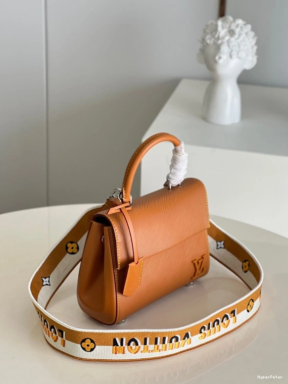 LOUIS MINI VUITTON CHANELUNY 0820